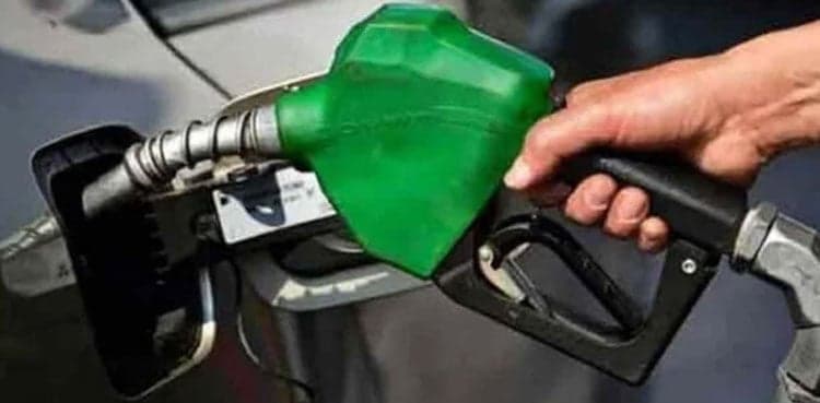 Petrol pump owners demand monthly fuel price review