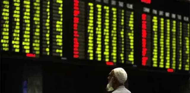 PSX sees positive session: KSE-100 Index gains 421 points