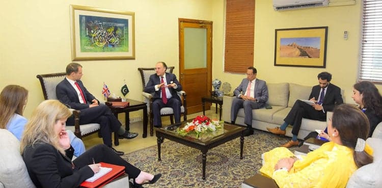 Pakistan, UK discuss economic cooperation, reform priorities